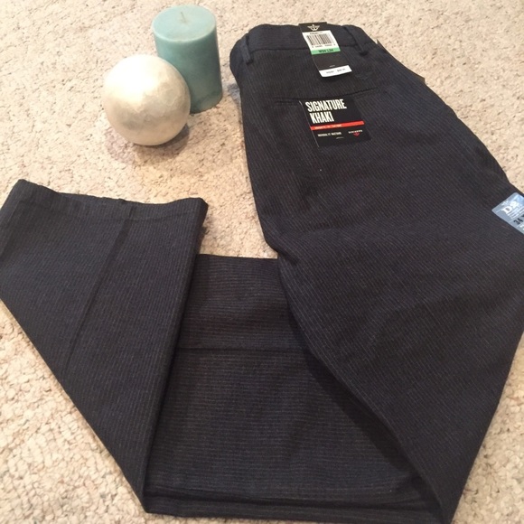 Dockers Other - NWT Dockers khaki straight fit D2 size 34/34 flat